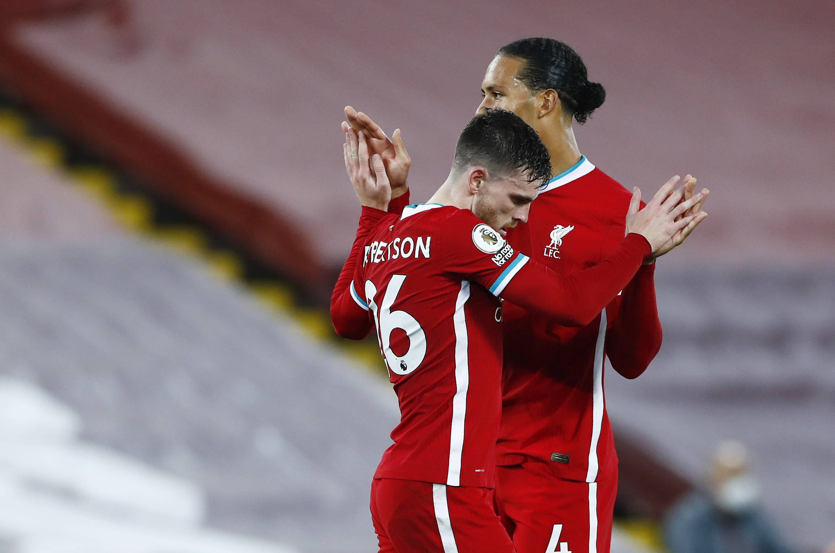 牌擦肩而過 牌擦肩而過